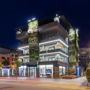 https://moncafe-boutiquehotel-spa.hotels-in-tirana.com