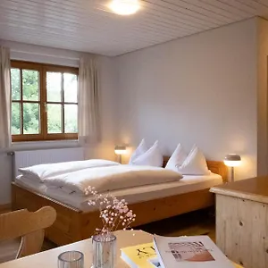 https://pension-am-see.com-bavaria.com